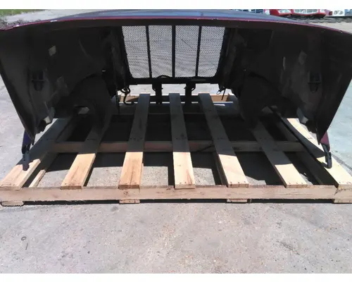PETERBILT 587 2011-2025 HOOD