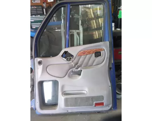 PETERBILT 587 2012-2018 DOOR ASSEMBLY, FRONT