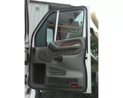 PETERBILT 587 2012-2018 DOOR ASSEMBLY, FRONT