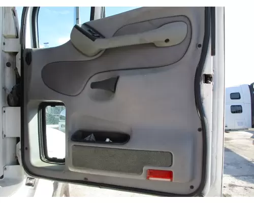 PETERBILT 587 2012-2018 DOOR ASSEMBLY, FRONT