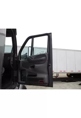 PETERBILT 587 2012-2018 DOOR ASSEMBLY, FRONT