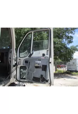 PETERBILT 587 2012-2018 DOOR ASSEMBLY, FRONT
