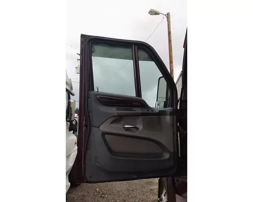 PETERBILT 587 2012-2018 DOOR ASSEMBLY, FRONT