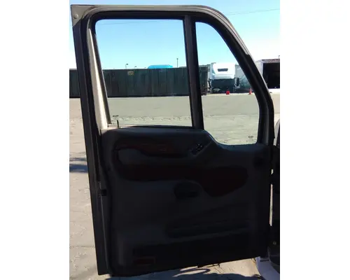 PETERBILT 587 2012-2018 DOOR ASSEMBLY, FRONT
