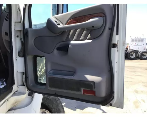 PETERBILT 587 2012-2018 DOOR ASSEMBLY, FRONT
