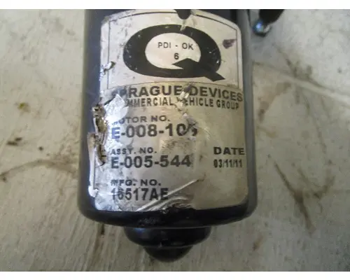 PETERBILT 587_E-008-109 Wiper Motor, Windshield