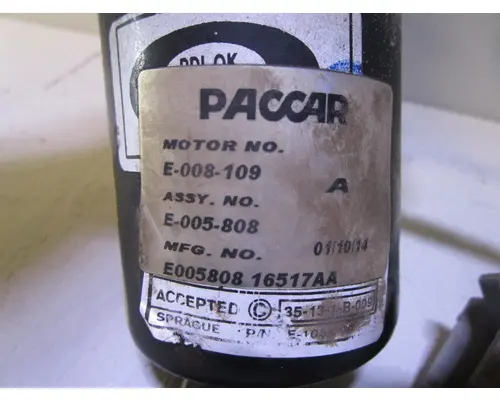 PETERBILT 587_E-008-109 Wiper Motor, Windshield