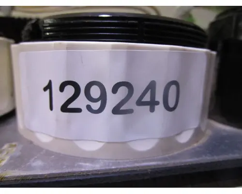 PETERBILT 587_Q43-6035 Tachometer