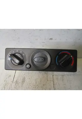 PETERBILT 587-Sleeper_Q21-6009 A/C Control