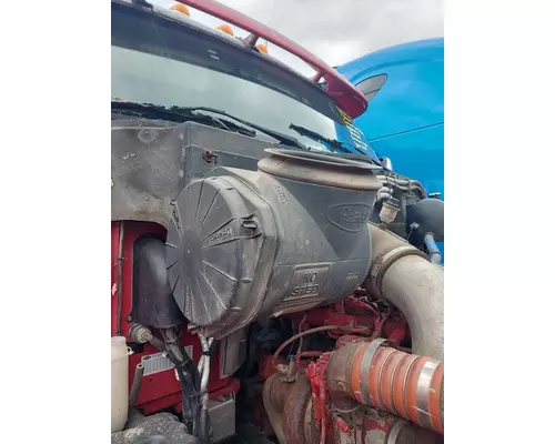 PETERBILT 587 AIR CLEANER