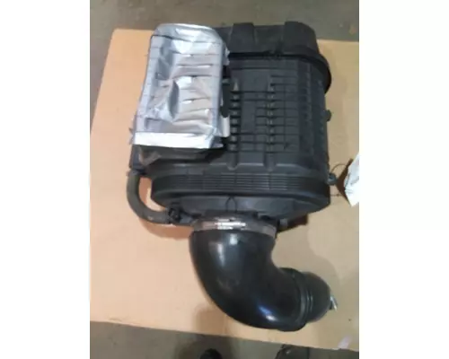 PETERBILT 587 AIR CLEANER