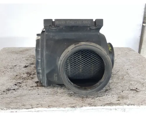 PETERBILT 587 AIR CLEANER