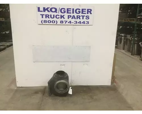 PETERBILT 587 AIR CLEANER