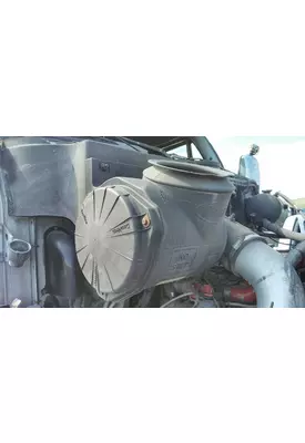 PETERBILT 587 AIR CLEANER