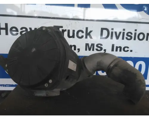 PETERBILT 587 AIR CLEANER