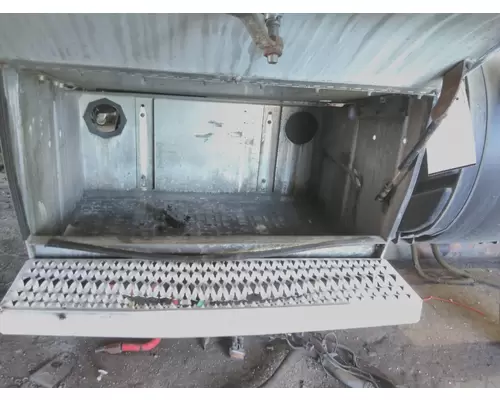 PETERBILT 587 BATTERY BOX