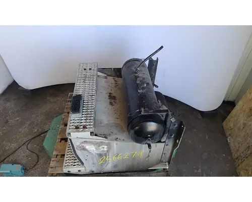 PETERBILT 587 BATTERY BOX