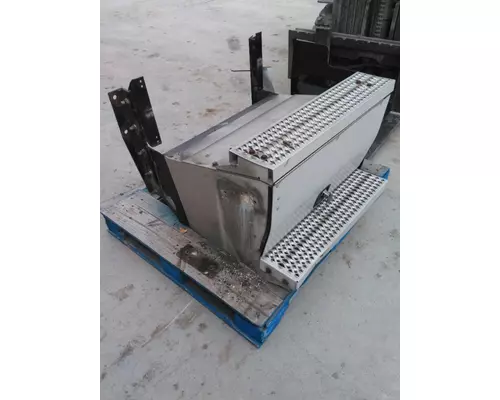 PETERBILT 587 BATTERY BOX