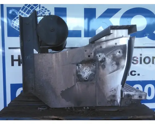 PETERBILT 587 BATTERY BOX