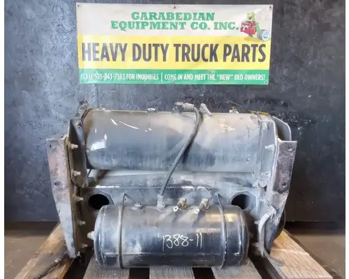 PETERBILT 587 Battery BoxTray