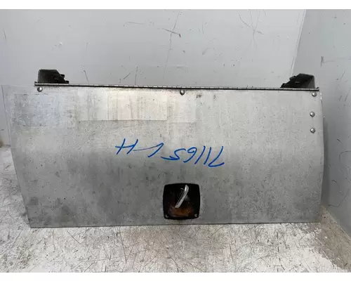 PETERBILT 587 Battery Box