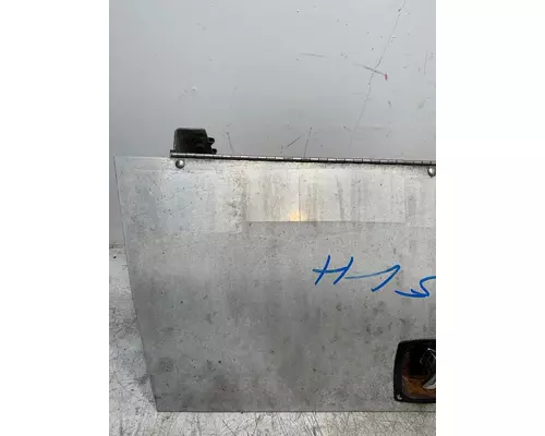 PETERBILT 587 Battery Box