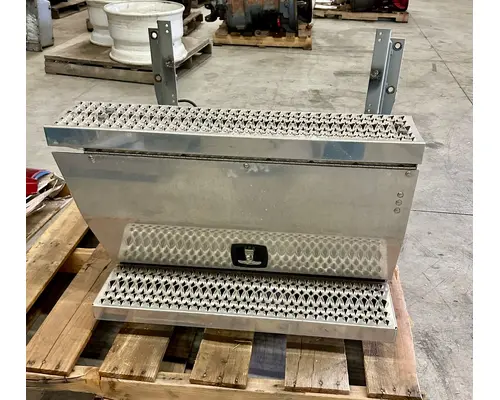 PETERBILT 587 Battery Box