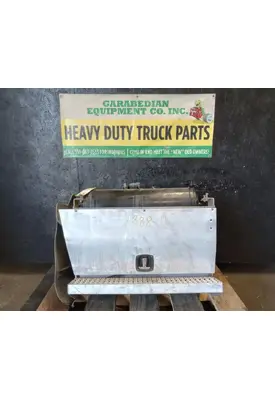 PETERBILT 587 Battery Boxes