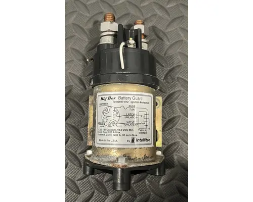 PETERBILT 587 Battery