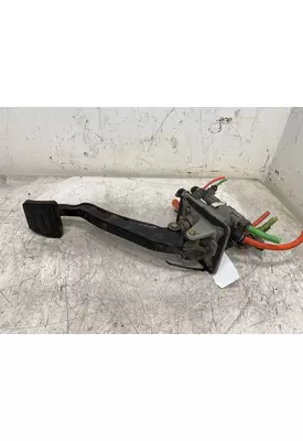 PETERBILT 587 Brake / Clutch Pedal Box