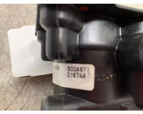 PETERBILT 587 Brake Proportioning Valve