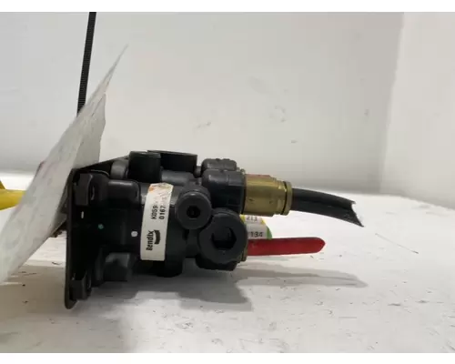 PETERBILT 587 Brake Proportioning Valve