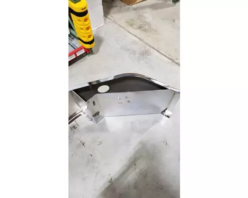 PETERBILT 587 Bumper Assembly, Front