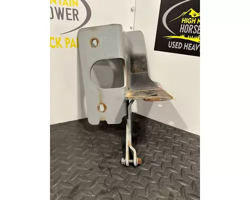 PETERBILT 587 Bumper Bracket, Front