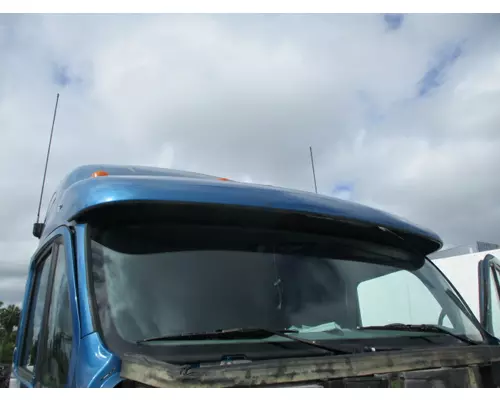 PETERBILT 587 CAB CLIP