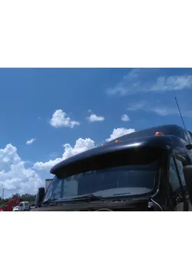 PETERBILT 587 CAB CLIP