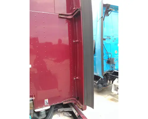 PETERBILT 587 CAB EXTENSION