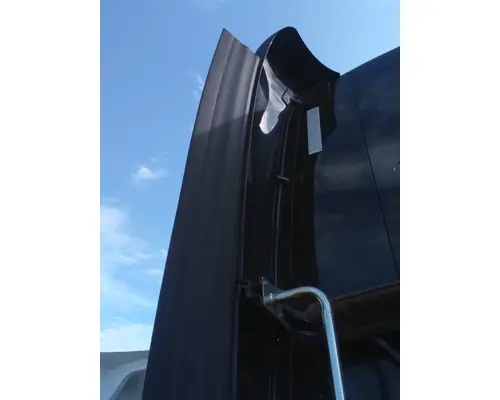 PETERBILT 587 CAB EXTENSION
