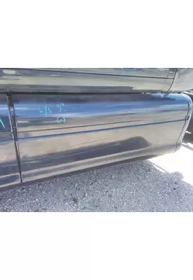 PETERBILT 587 CAB SKIRT/SIDE FAIRING