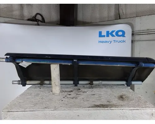 PETERBILT 587 CAB SKIRTSIDE FAIRING