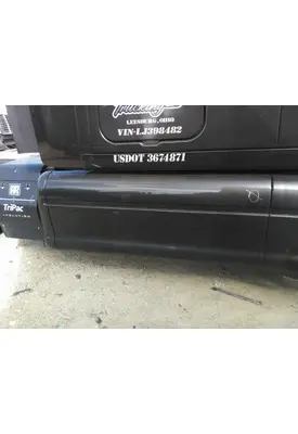 PETERBILT 587 CAB SKIRT/SIDE FAIRING