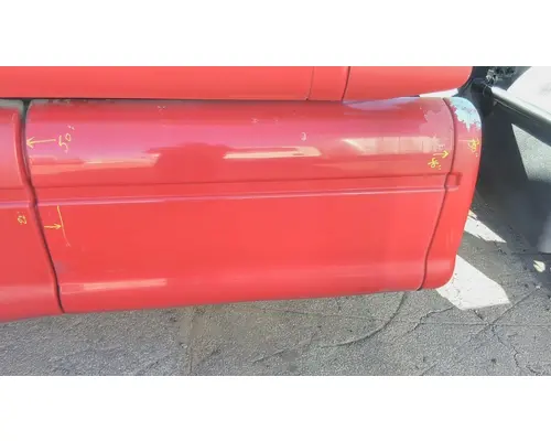 PETERBILT 587 CAB SKIRTSIDE FAIRING