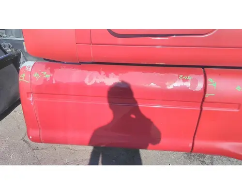 PETERBILT 587 CAB SKIRTSIDE FAIRING