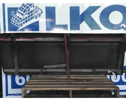 PETERBILT 587 CAB SKIRTSIDE FAIRING
