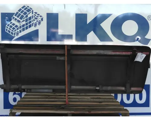 PETERBILT 587 CAB SKIRTSIDE FAIRING