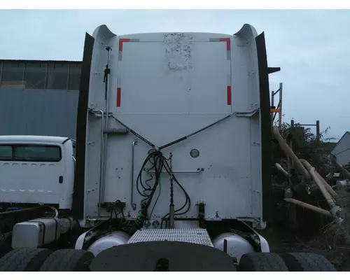 PETERBILT 587 CAB