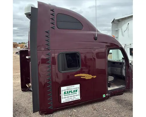 PETERBILT 587 CAB