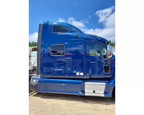 PETERBILT 587 CAB