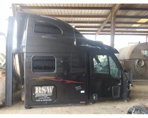 PETERBILT 587 CAB
