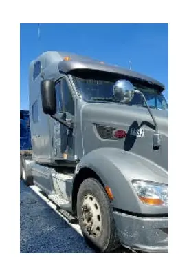 PETERBILT 587 CAB